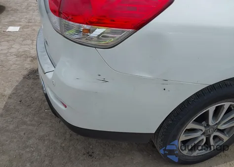 2013 Nissan Pathfinder Sl z USA, uszkodzony, nr VIN 5N1AR2MNXDC645640